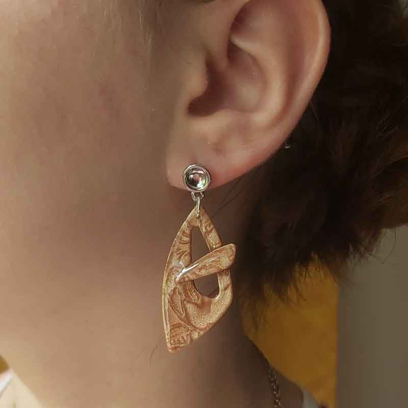 La taille L (40 mm et +) : L'audace pour la création de boucles d oreille en pâte polymère.