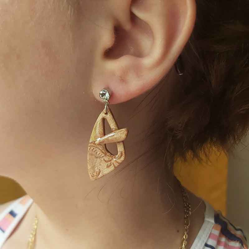 La taille M (30 à 35 mm) : le best seller. pour la création de boucles  d oreille en pâte polymère.