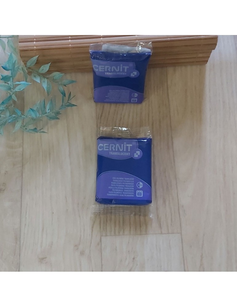 Pâte Cernit Translucide Myrtille - 56g - Finition Transparente Haute Qualité